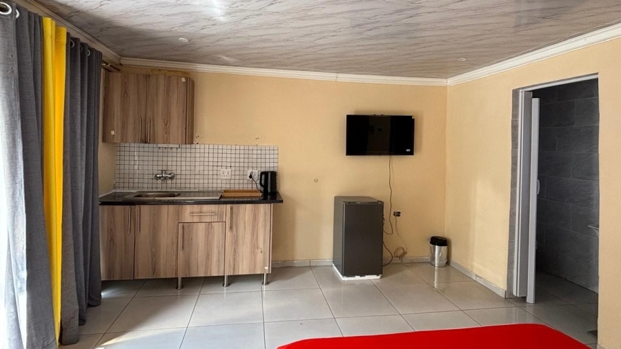 7 Bedroom Property for Sale in Mogwase Unit 4 North West